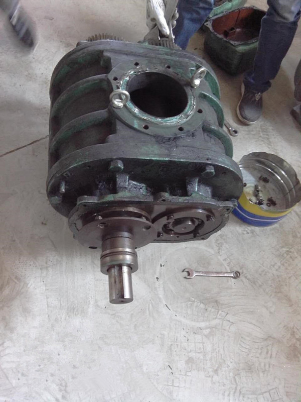 羅茨風機維修時齒輪拆卸不下來怎么辦