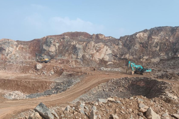 1683181608208563.jpg 礦山開采與海港為何要用到羅茨風(fēng)機(jī)